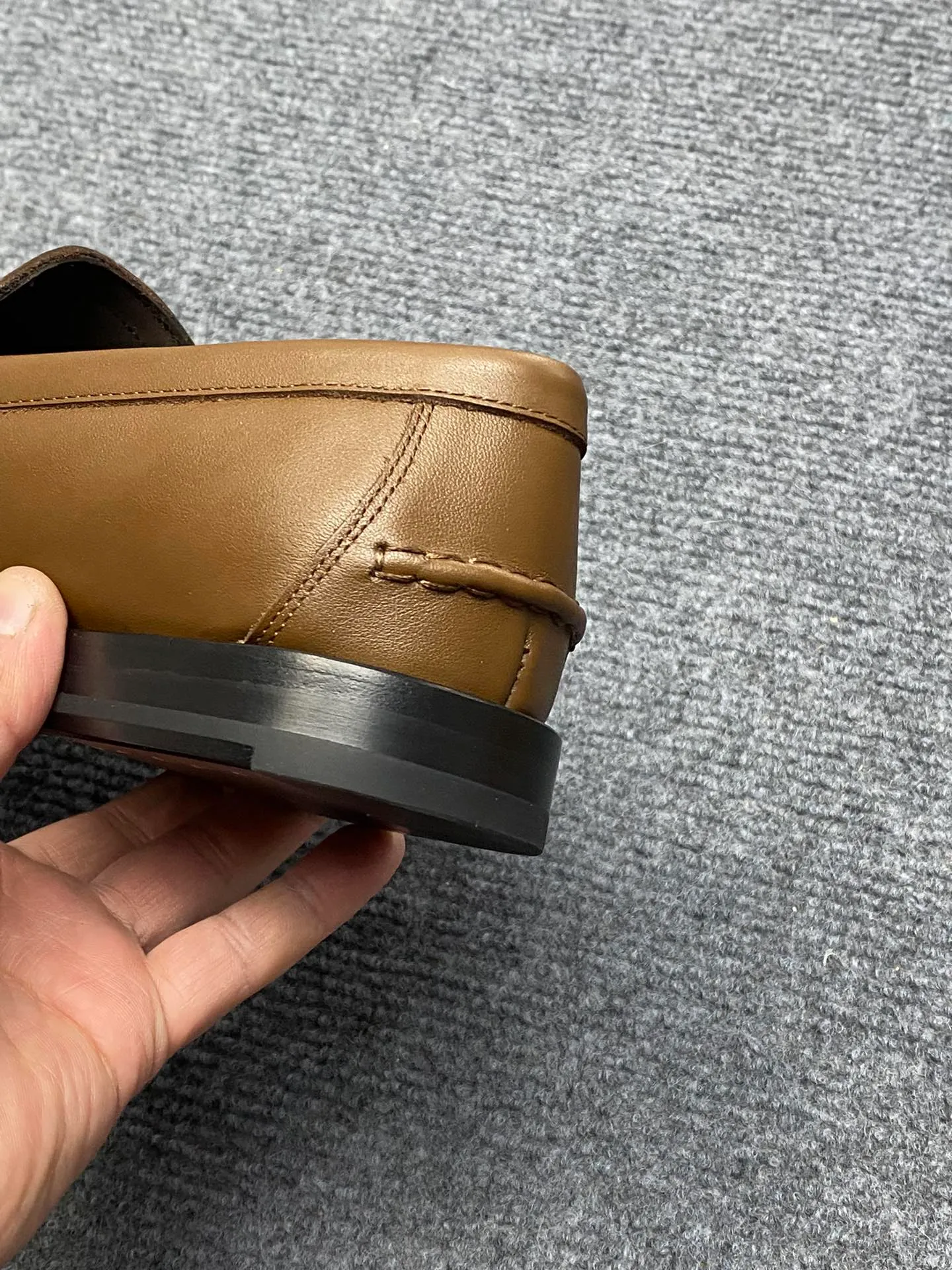 Men's Men's Shoes Men's Men's Shoes 💰900FENDI Fendi Men's Breathable and Comfortable Leather Shoes. Original development. The leather outsole is made of leather. Counters copy one to one. Imported counter cowhide. Imported water dyes cattle. 38 to 44. (45.46. can be ordered. 47.